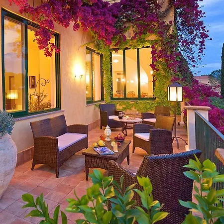 Belvedere Hotel 4*