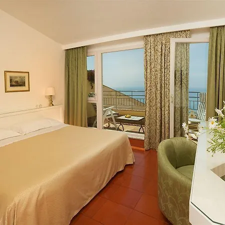 Belvedere 4*